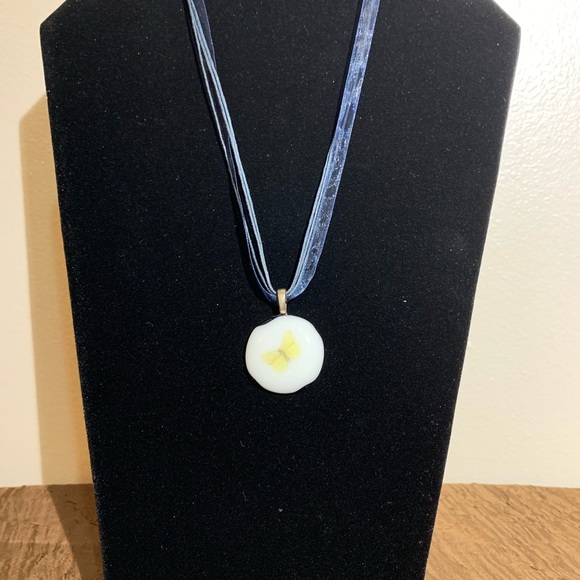 Necklaces - Picture 6 of 7